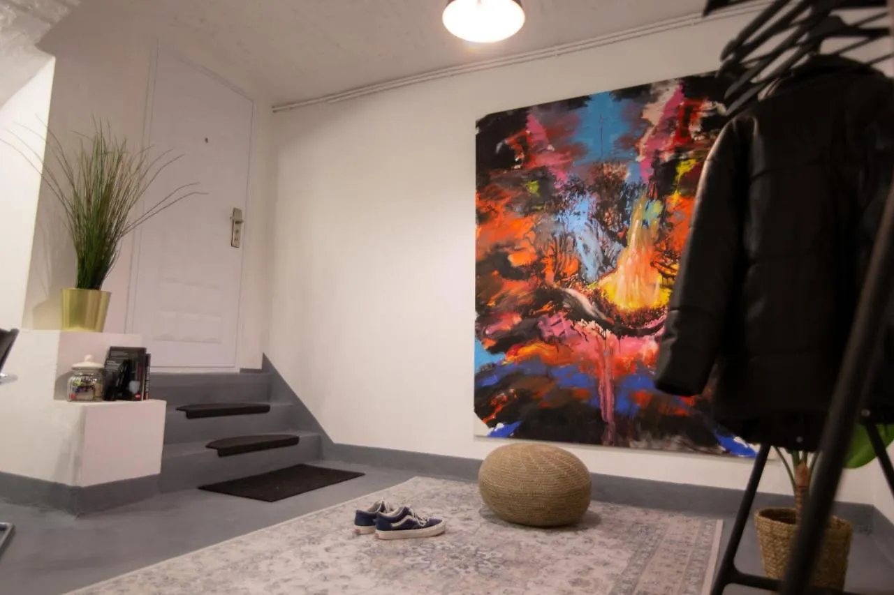 Trendy Souterrain Loft - Near City Center Vienna