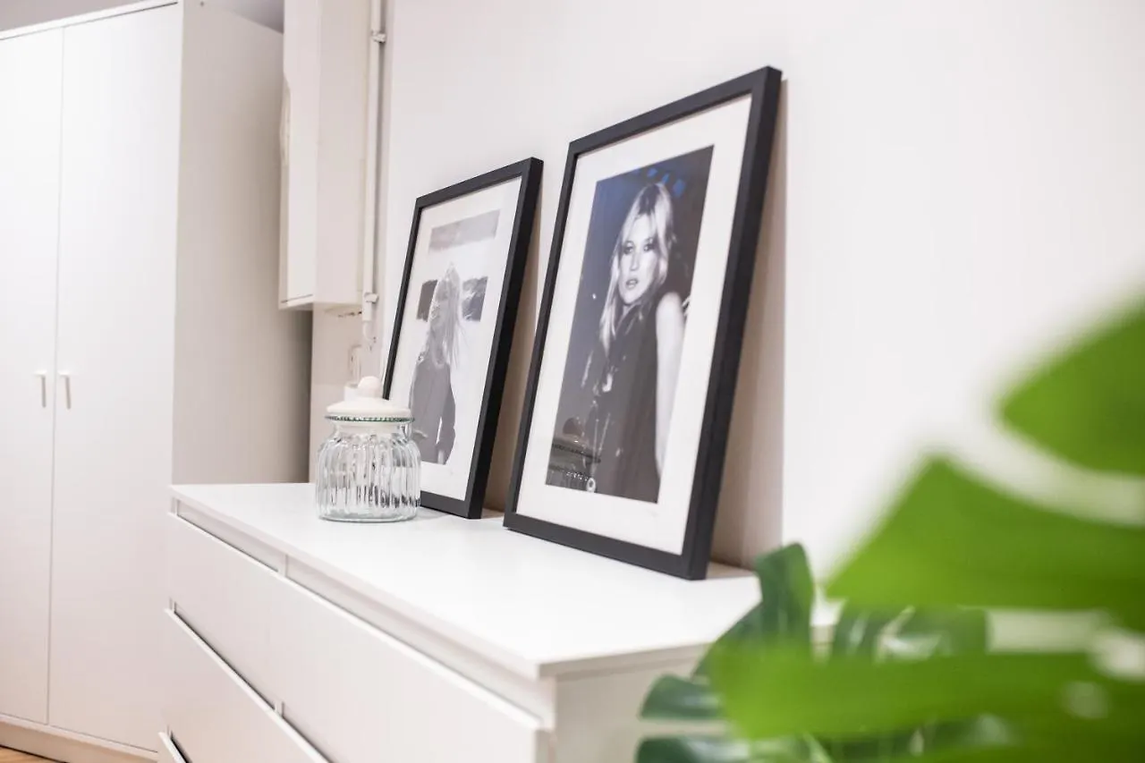 Trendy Souterrain Loft - Near City Center Vienna 0*,  Austria